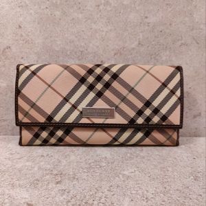 Burberry wallet